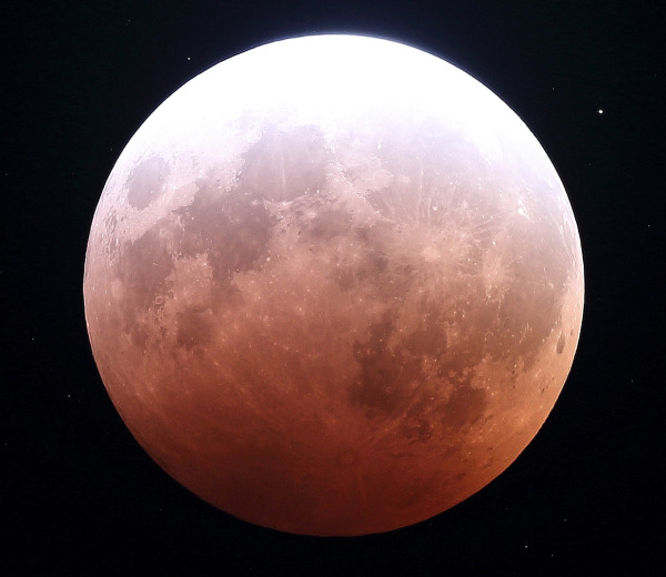 Total Lunar Eclipse by Michael Mattiazzo